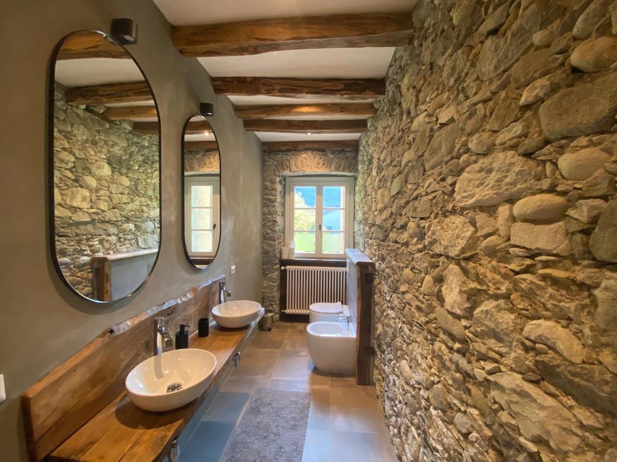 Mountain Cabin Valsesia Appartement Stella Varallo Eksteriør billede